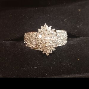 10k gold 1Ct diamond ring